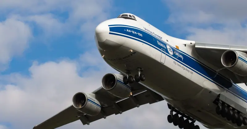 An-225