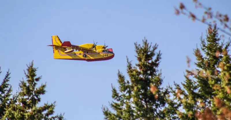 CL-415